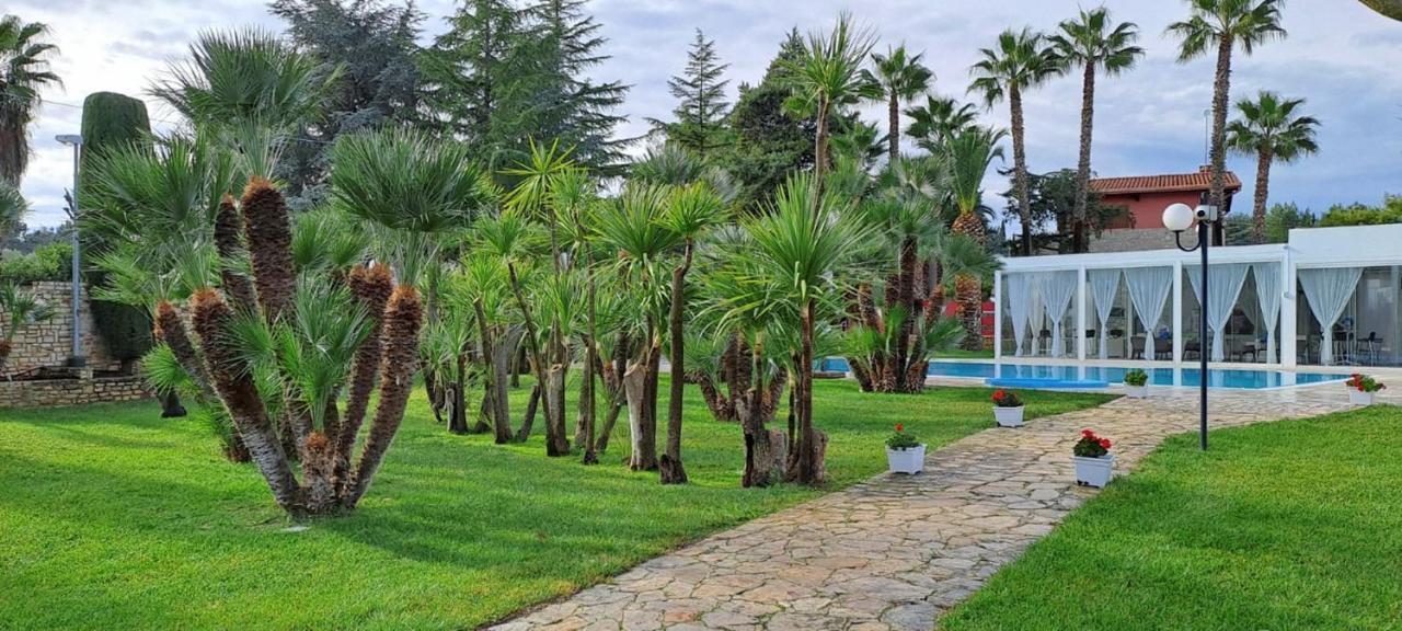 B&B Villa Adriana อันเดรีย ภายนอก รูปภาพ